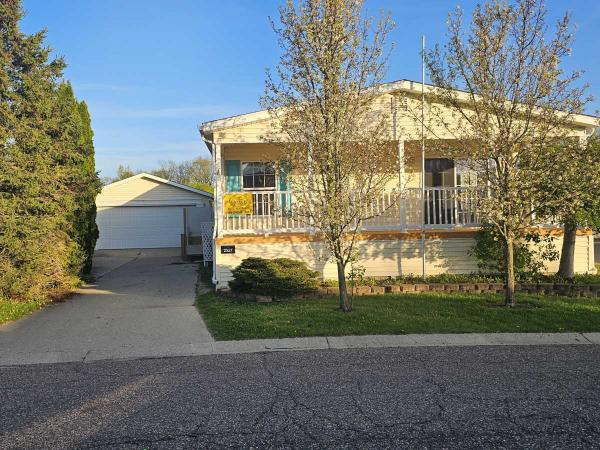2001 Palm Harbor Manufactured Home