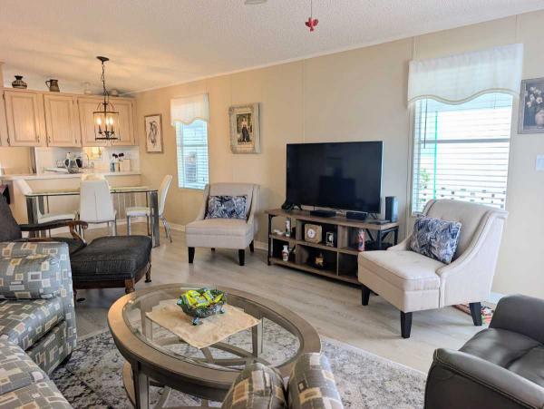 1995 Manufactured Home