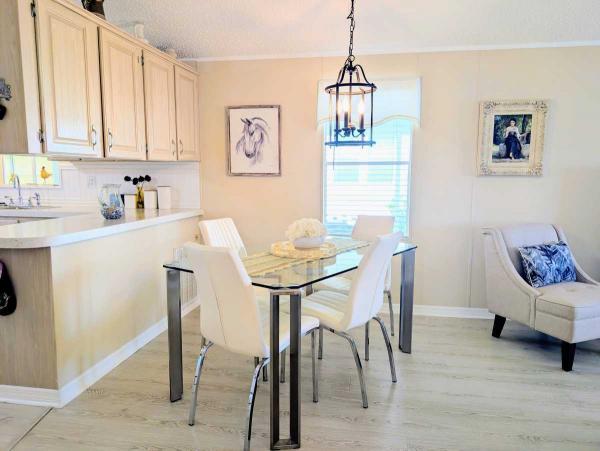 1995 Manufactured Home