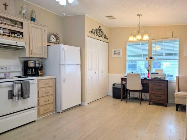 1995 Manufactured Home