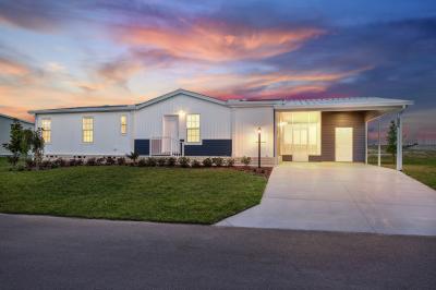 Photo 2 of 18 of home located at 501 Sheehan Way Lady Lake, FL 32159