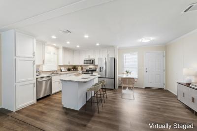 Photo 3 of 18 of home located at 494 Sheehan Way Lady Lake, FL 32159