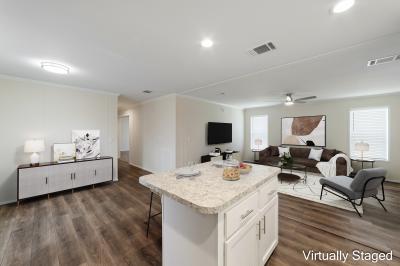 Photo 5 of 18 of home located at 494 Sheehan Way Lady Lake, FL 32159