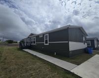 2025 Champion WS2856H32108 Mobile Home