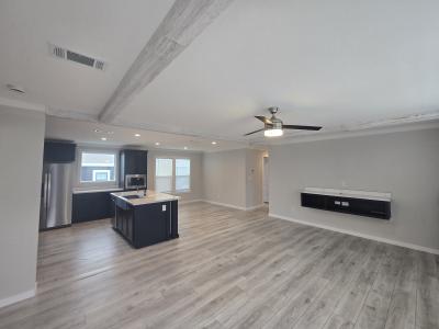 Photo 2 of 8 of home located at 410 Dunn Drive Kyle, TX 78640