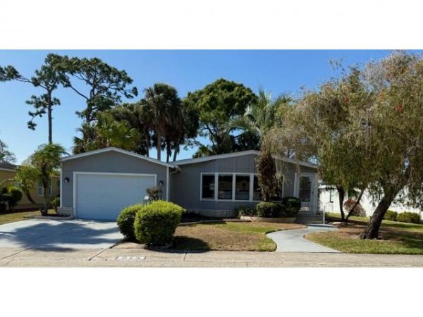 Photo 1 of 2 of home located at 275 Las Palmas Blvd North Fort Myers, FL 33903