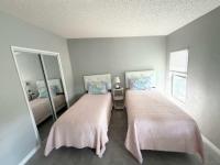 1986 PALM Manufactured Home