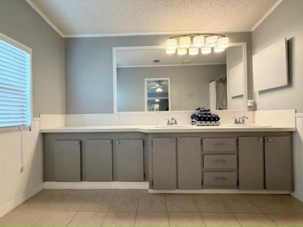 1986 PALM Manufactured Home