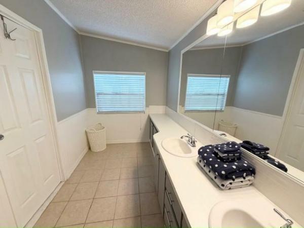 1986 PALM Manufactured Home