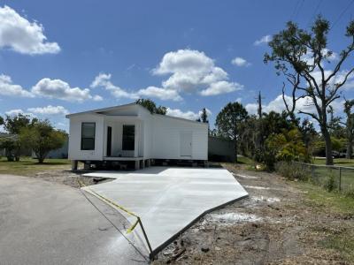 Mobile Home at 201 Rotterdam Avenue Ellenton, FL 34222