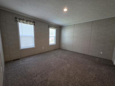 Photo 5 of 9 of home located at 937 Kathy Circle Flint, MI 48506