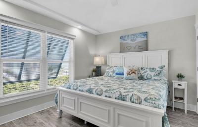 Photo 3 of 30 of home located at 169 Paradise Way Islamorada, FL 33036