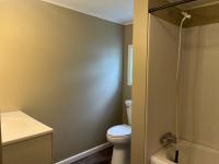 1986 Holly Park mobile Home