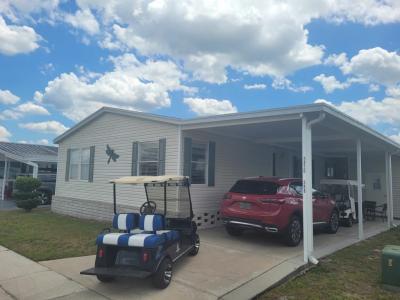 Photo 2 of 20 of home located at 5820 Naples Dr Zephyrhills, FL 33540