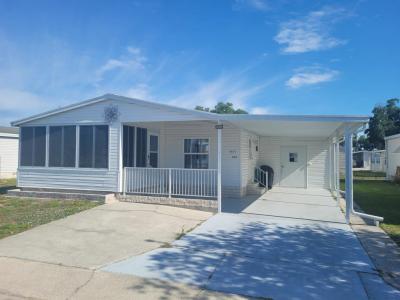 Mobile Home at 5915 Utopia Dr Zephyrhills, FL 33540