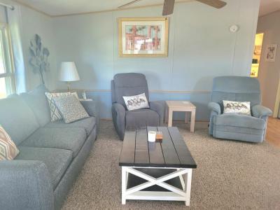 Photo 4 of 20 of home located at 5915 Utopia Dr Zephyrhills, FL 33540