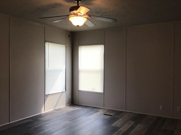 2010 Clayton UNK Mobile Home