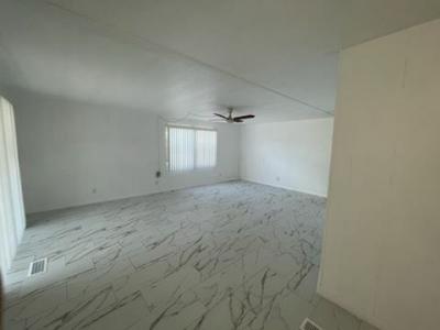 Photo 4 of 15 of home located at 154 Hibiscus Drive Leesburg, FL 34788