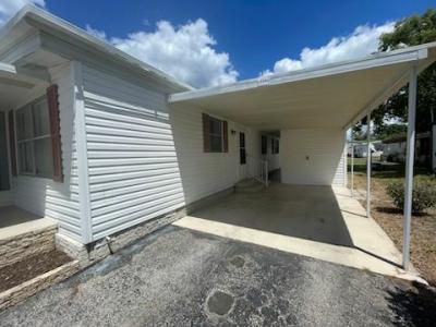 Photo 5 of 15 of home located at 154 Hibiscus Drive Leesburg, FL 34788