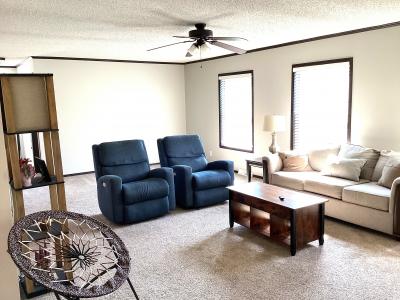 Photo 3 of 17 of home located at 11936 Indigo Court Shelby Township, MI 48315