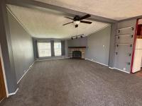 2000 Champion Glenwood Manor Mobile Home
