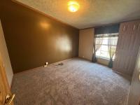 2000 Champion Glenwood Manor Mobile Home