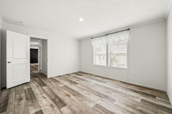 2026 Colony 48  Home