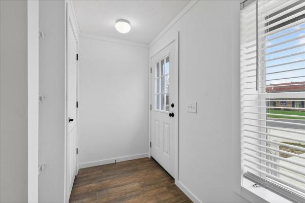 2026 Adventure 35 4603QT  Home