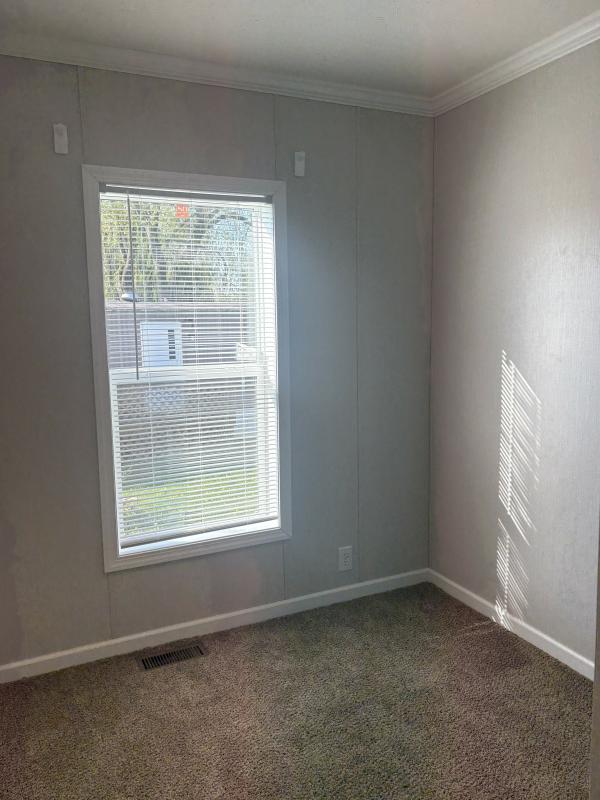 2025 Skyline 33C826 (w/Porch) Mobile Home