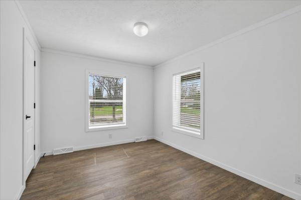 2026 Adventure 35 4603QT  Home