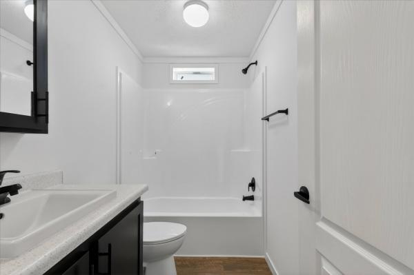 2026 Adventure 35 4603QT  Home
