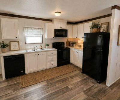 Photo 3 of 23 of home located at 31 Park Place Estates Arcadia, FL 34266