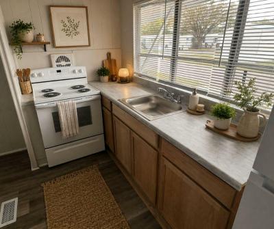 Photo 2 of 22 of home located at 133 Lakeside Garden Circle Lake Wales, FL 33859
