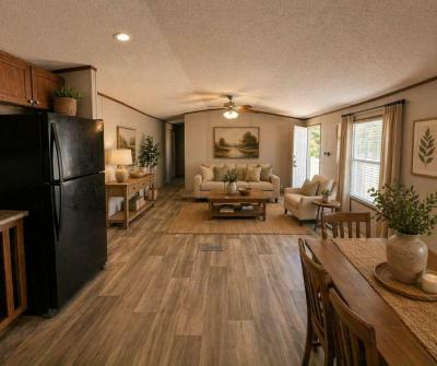 Photo 2 of 20 of home located at 37 Park Place Estates Arcadia, FL 34266