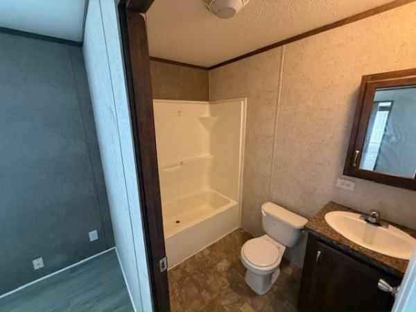 2016 REDMAN RA1670201  Home