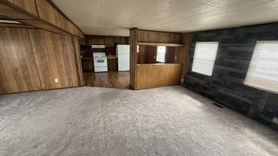 Photo 4 of 11 of home located at 6200 Brookville Road, Lot #38 Indianapolis, IN 46219