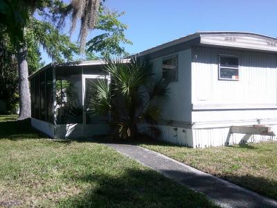 Photo 4 of 10 of home located at 7269 Ashbrook Drive Brooksville, FL 34601