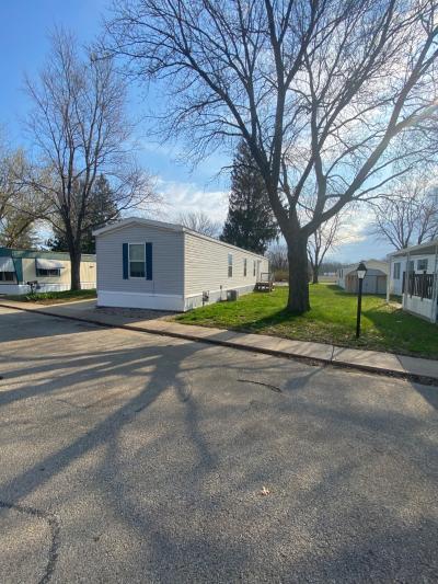 Mobile Home at 208 Willow Oak Drive, #208 Morton, IL 61550