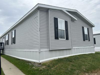 Mobile Home at 26 Petersburg Ln West Chester, OH 45069