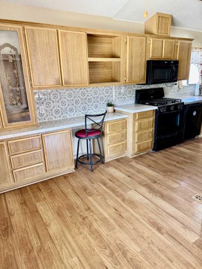 Photo 4 of 27 of home located at 6420 E Tropicana Ave, Spc #304 Las Vegas, NV 89122