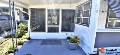 Photo 3 of 29 of home located at 28 Holly Drive Tavares, FL 32778