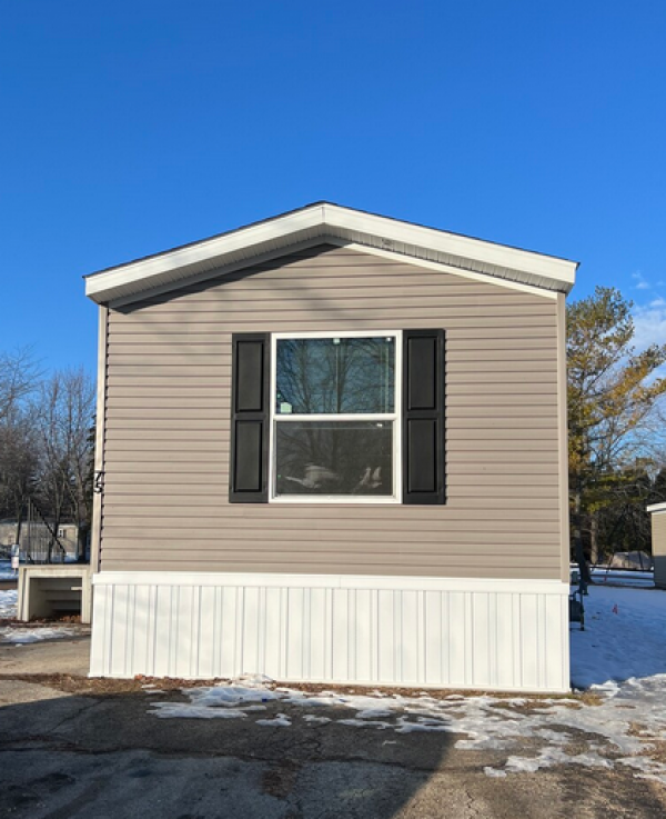 Photo 1 of 2 of home located at 850 Oneida St Lot #75 Menasha, WI 54952