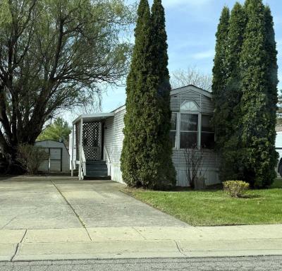 Photo 2 of 7 of home located at 1810 Forbes St. #327 Milford, MI 48381