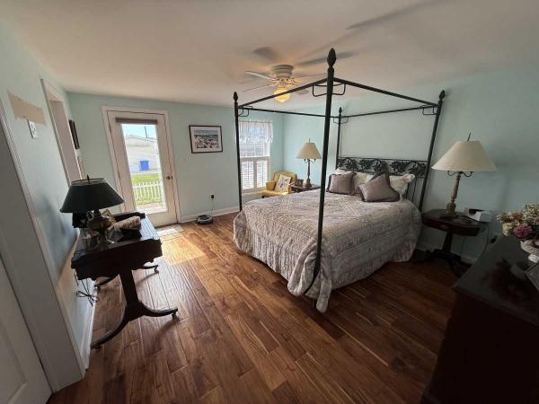 2002 Ritz-Craft Shrewsbury Manufactured Home