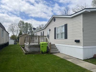 Photo 2 of 17 of home located at 723 La Badie Ct Rochester Hills, MI 48307