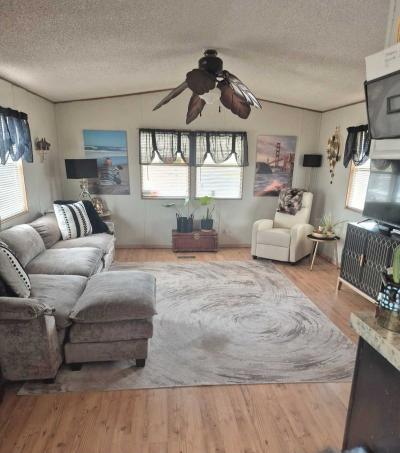 Photo 2 of 15 of home located at 6372 126th Ave N Largo, FL 33773