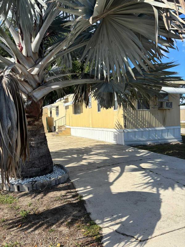 2024 1972 Mobile Home For Sale