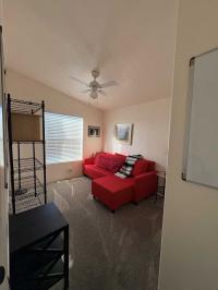 1998 Goldenwest 7704 Mobile Home