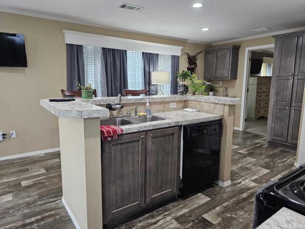 2018 Oak Creek YES Y91676 Mobile Home