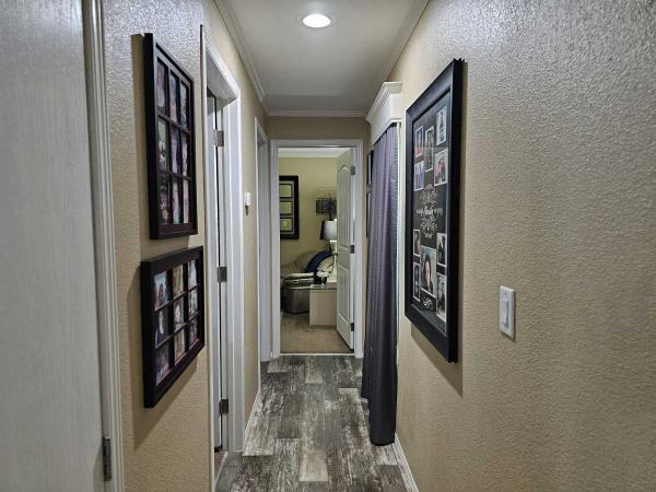 2018 Oak Creek YES Y91676 Mobile Home